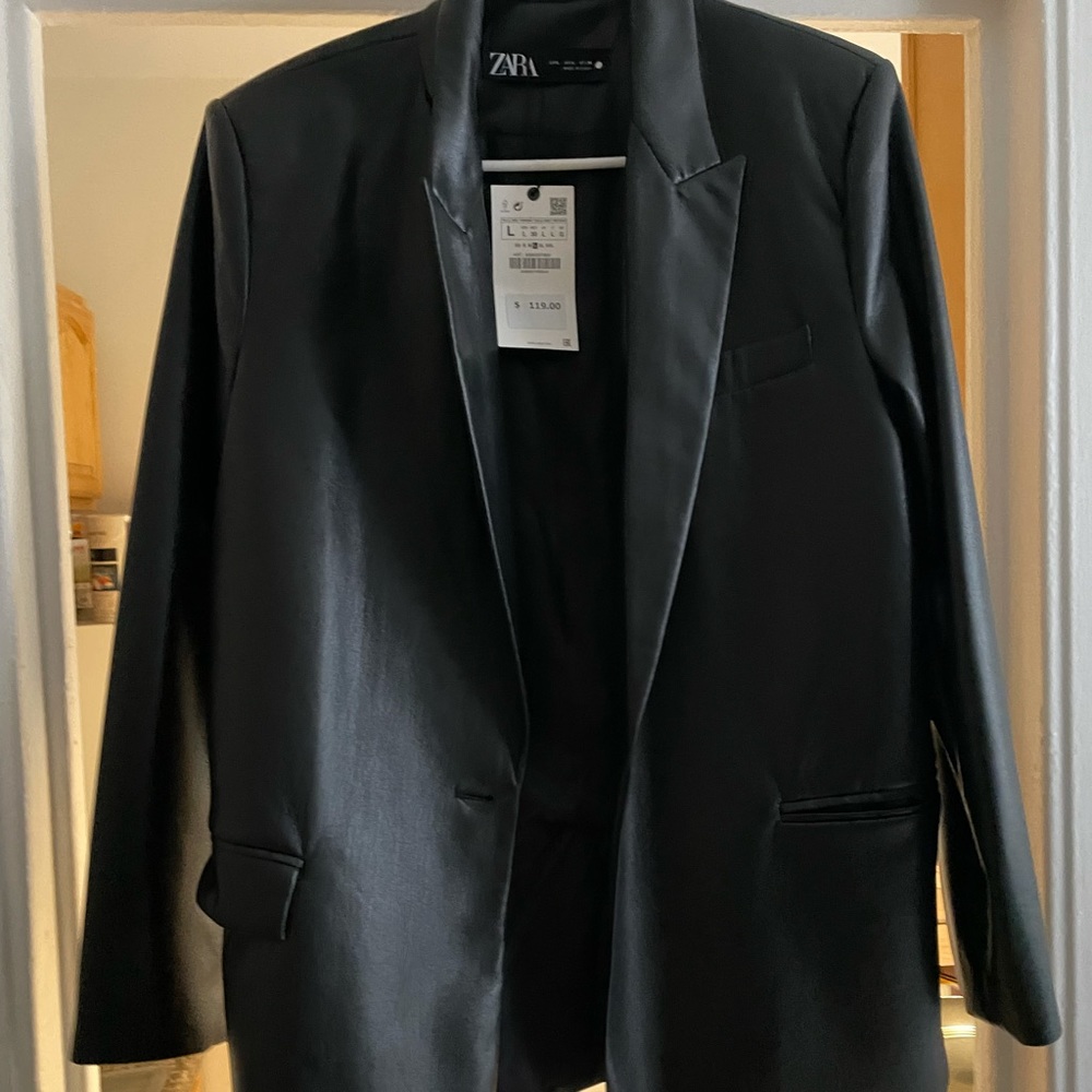 Faux leather blazer-NEW